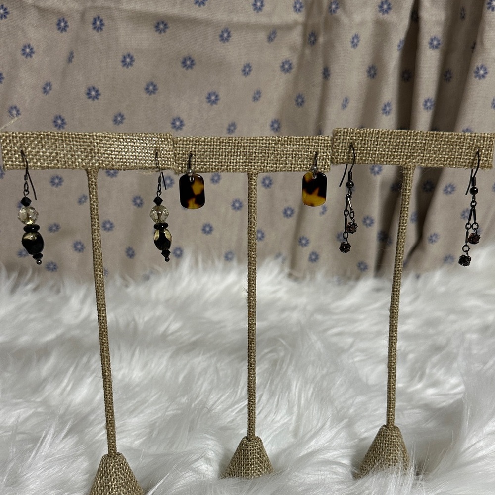 Elegant Tortoiseshell and Black Bead Earrings